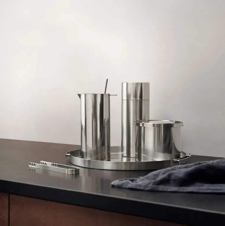 Arne Jacobsen istang stål