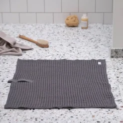 Big Waffle badematte 80x55 cm mørkegrå