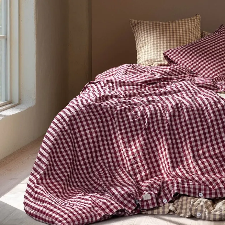 Bæk&Bølge krepp sengetøy 220x220 cm plomme/rosa