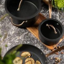 Black Copper gryte 4,5L keramisk