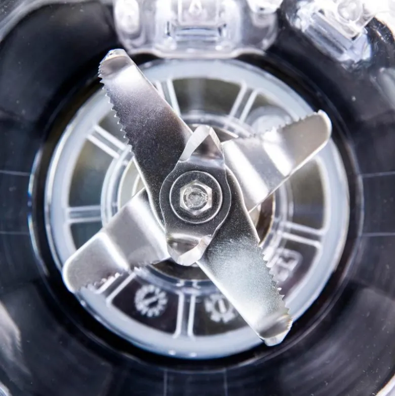 Blender X 2,5 Turbo 2,2L 1800W hvit