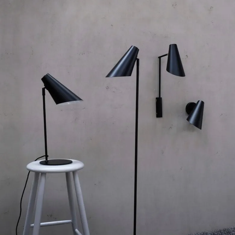 Cale vegglampe med vinkel 46 cm svart