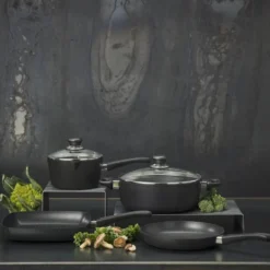 Classic Induction stekepanne 24 cm sleeve
