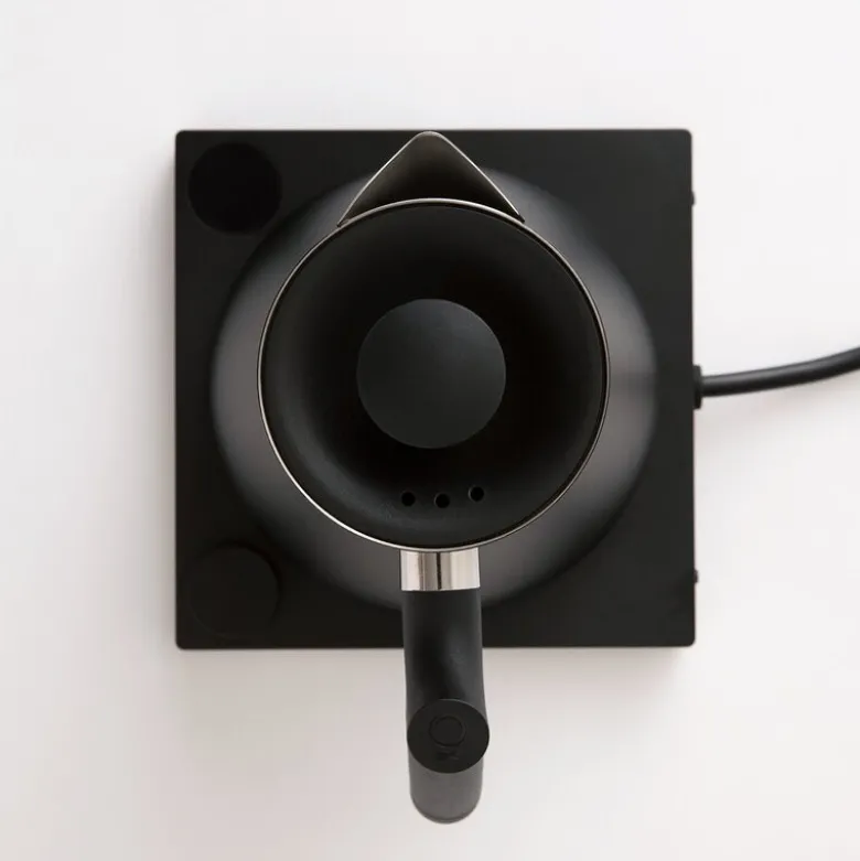 Corvo EKG Pro vannkoker med termostat 0,9L matt svart