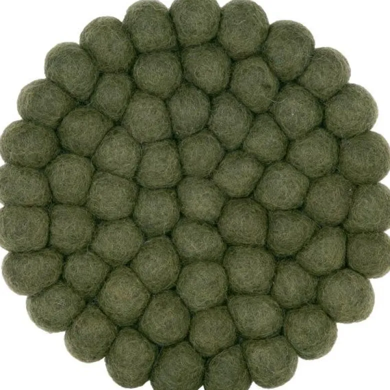 Dakota gryteunderlag i ull 19x19x2,5 cm olivengrønn