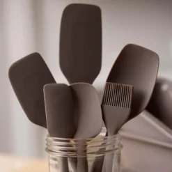 Deigskraper 31 cm silikon latte