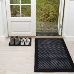 Dot sko- og støvelbrett 48x38x3 cm svart