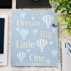 Dream Big Little One babyalbum lyseblå