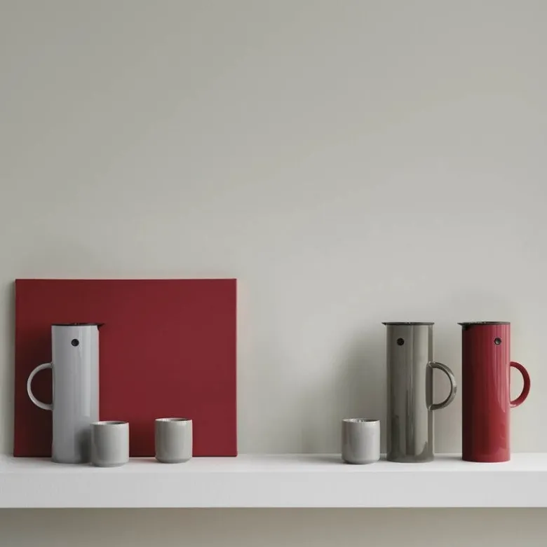 EM77 termokanne 1L cherry red