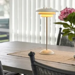 Epsilon Recharge portabel bordlampe 37 cm hvit