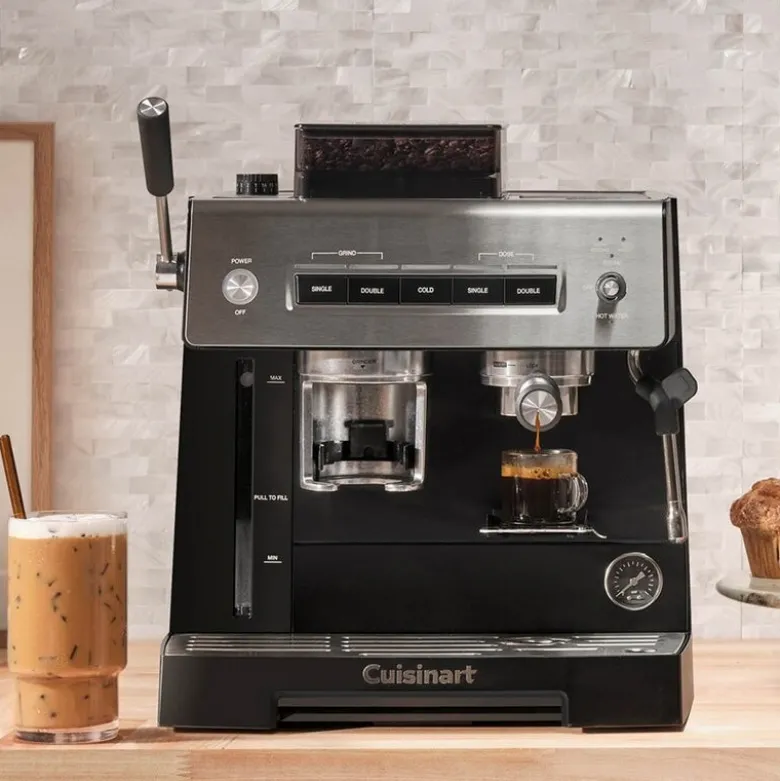 Espresso Bar Grind&Brew espressomaskin med kvern EM640E 2,2L