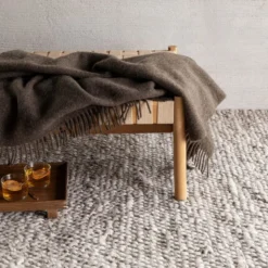 Falketind ullpledd 120x180 cm sjokoladebrun