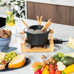 Fonduesett med 8 pinner 173025 1,5L svart/bambus