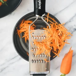 Gourmet Fine Julienne rivjern svart