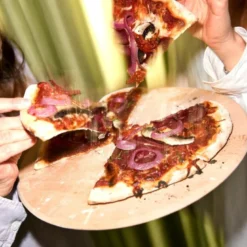 Grand Cru pizzabrett 35 cm og skjærer