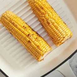 Grillpanne av støpejern 26 cm krem