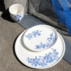 Haru tallerken 25 cm mummi hvit/blå