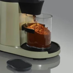 Kaffekvern CM8007 elektrisk 350 g pistasje