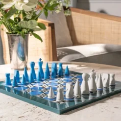 Lacquered sjakksett poseidon spill