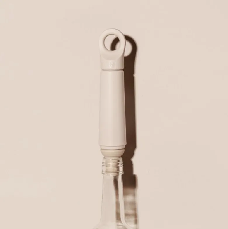 Loop wine saver sand