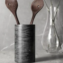 Marmor redskapskrukke 17 cm svart