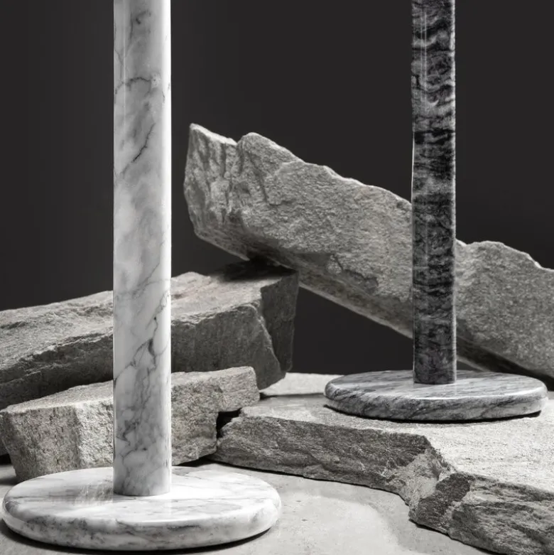 Marmor tørkerullholder 32 cm natur/hvit