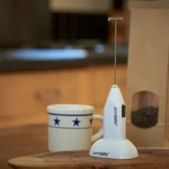 Melkeskummer med holder krem