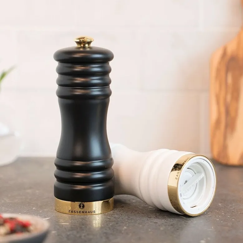 München kvernsett salt/pepper 15 cm svart/hvit/gull
