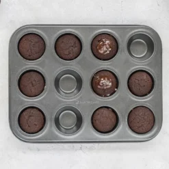 Muffinsform for 12 små muffins 25x20 cm grå