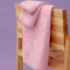 Mummi håndkle 30x50 cm Kjærester rosa