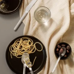 Nordic kitchen bestikksett 16 deler