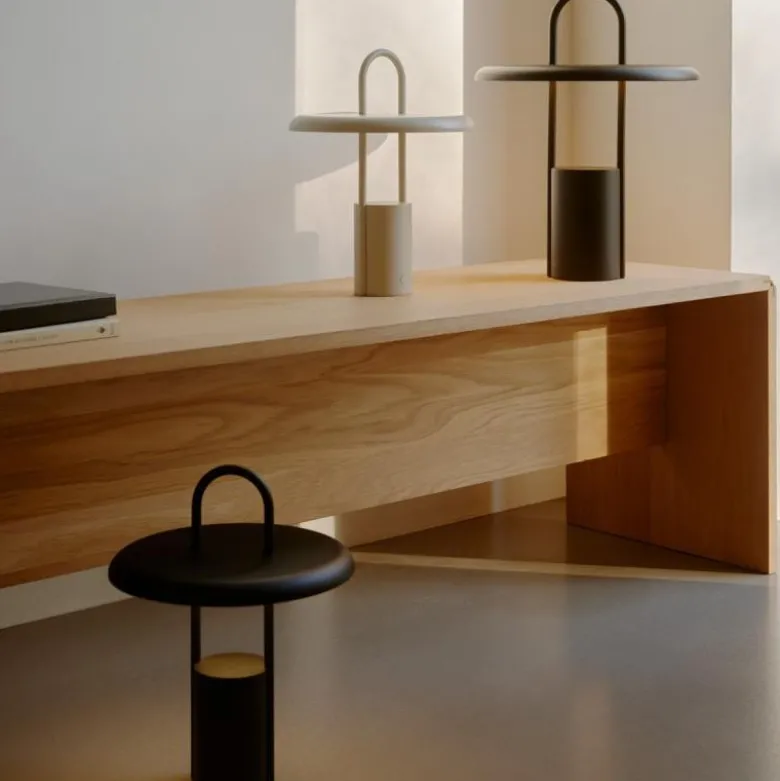 Pier bærbar LED lampe 33,5 cm sand