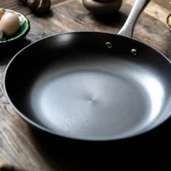 Pure Pan støpejernspanne 30 cm