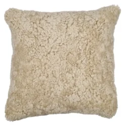 Pute new zealand saueskinn kort ull 40x40 cm moon light