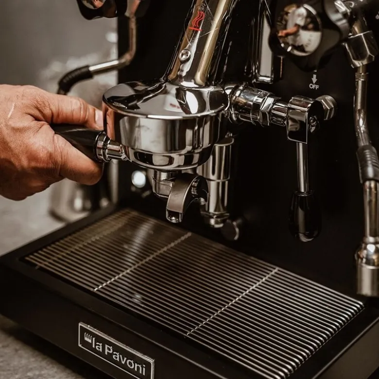 Semi-Pro kaffemaskin 2,9L cellini classic svart