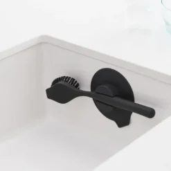 SinkSide oppvaskbørste med sugekoppholder mørk grå