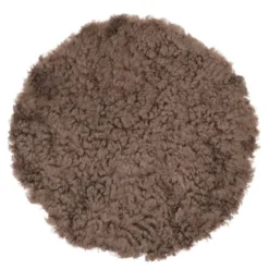 Sitteunderlag new zealand saueskinn kort ull 34 cm chocolate