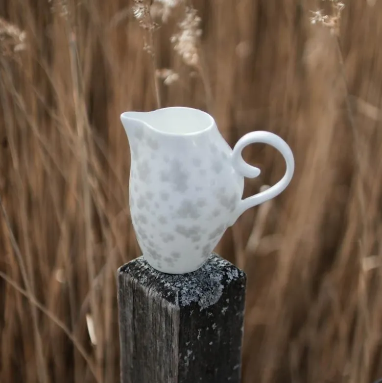 Slåpeblom mugge 25 cl varmgrå