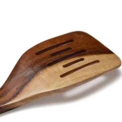 Stekespade akasietre