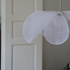 Styrka taklampe 75 cm hvit