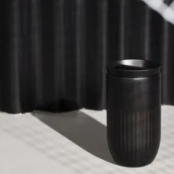 Tova termokopp 32 cl svart