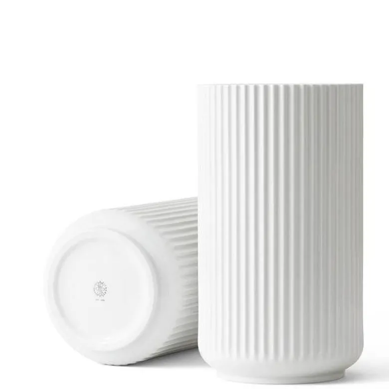 Vase i porselen 31 cm hvit