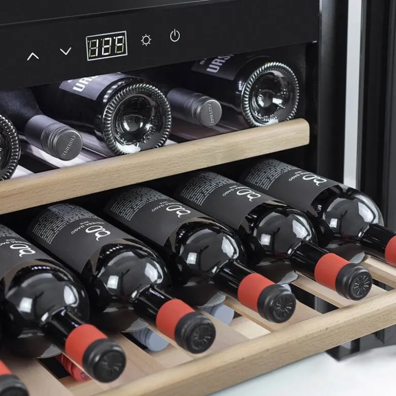WineSafe vinskap 18 flasker svart