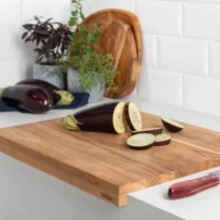 Wooden board skjærefjøl 48 x 41 cm teak